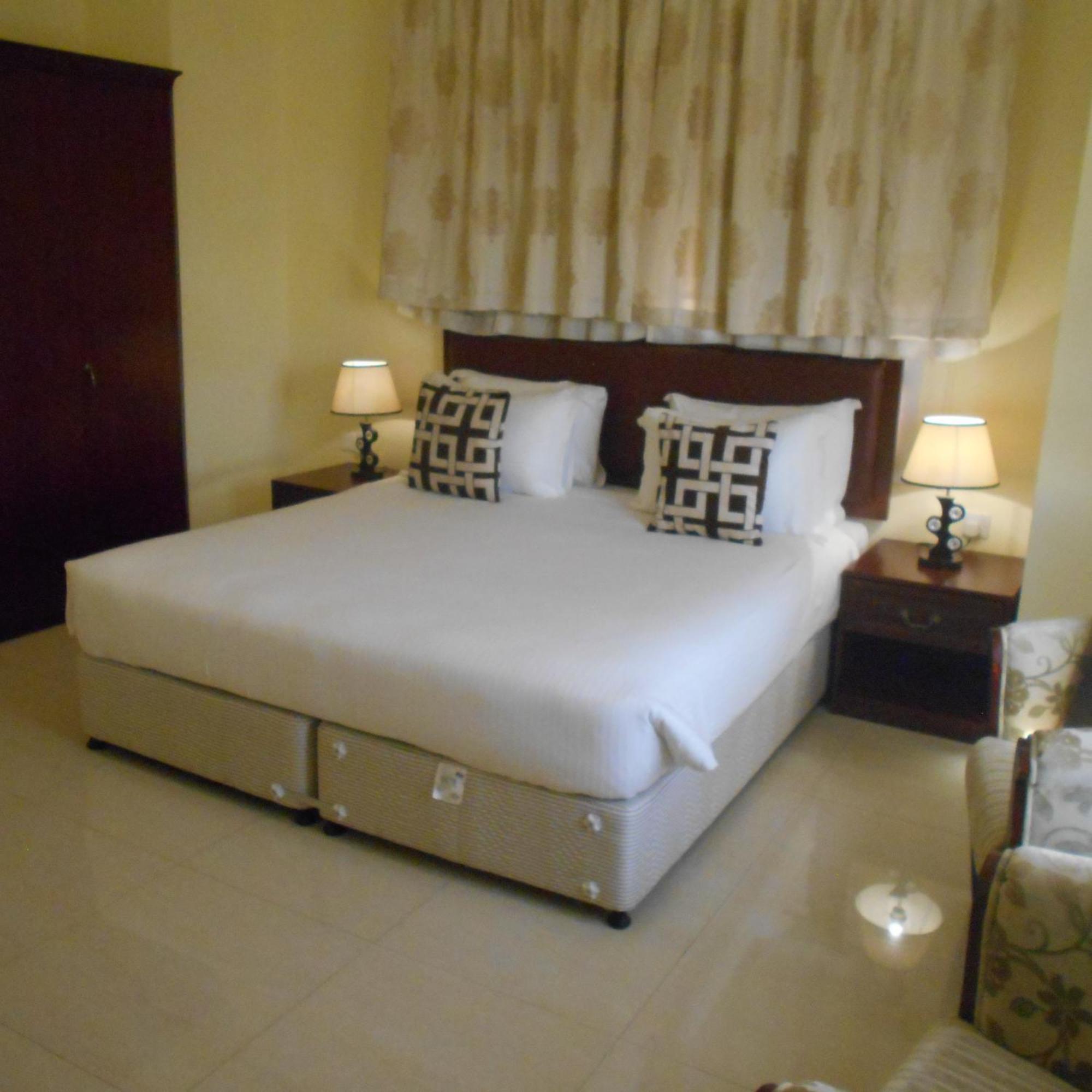 Nizwa Hotel Apartments Exteriör bild