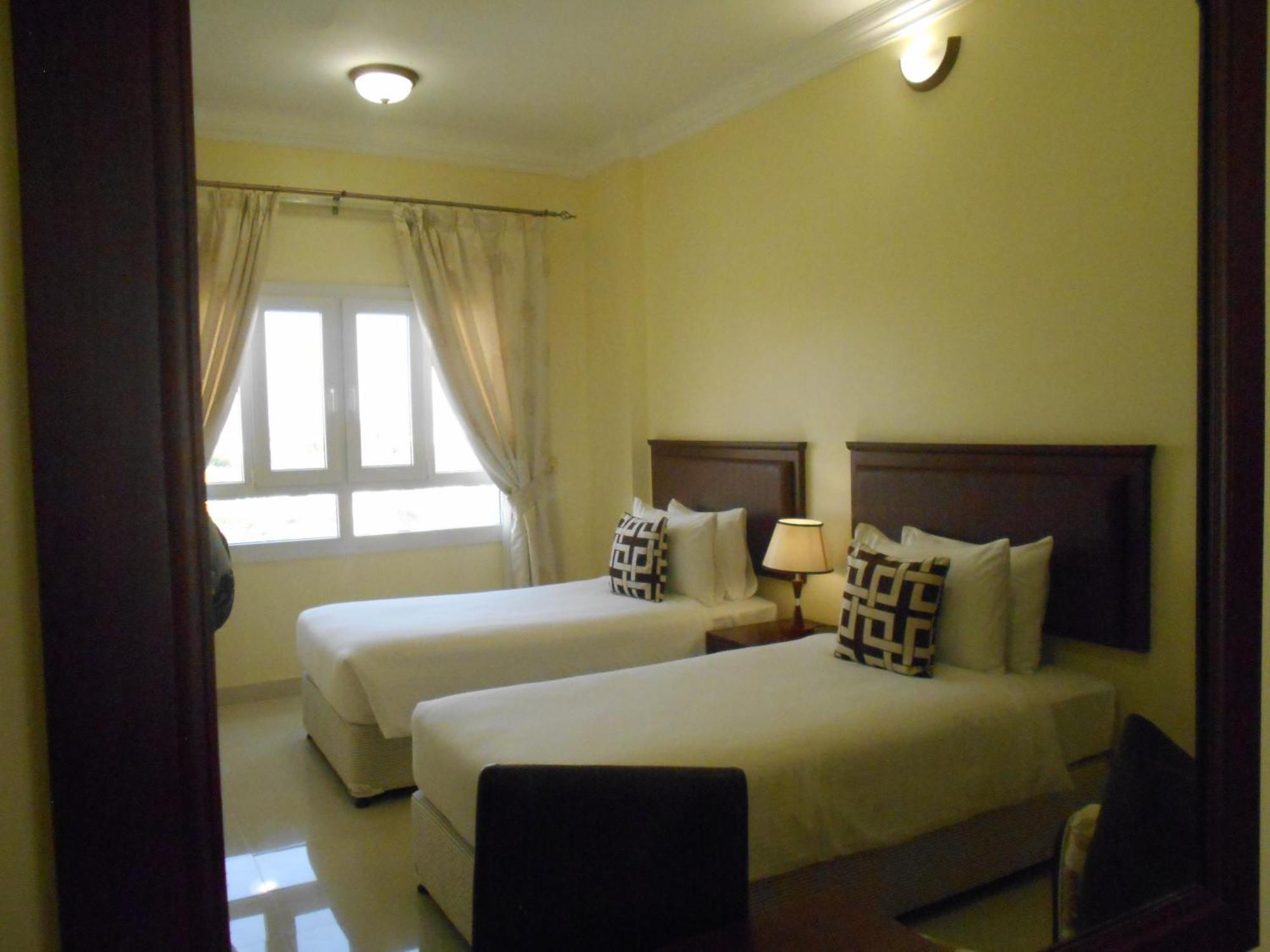 Nizwa Hotel Apartments Exteriör bild