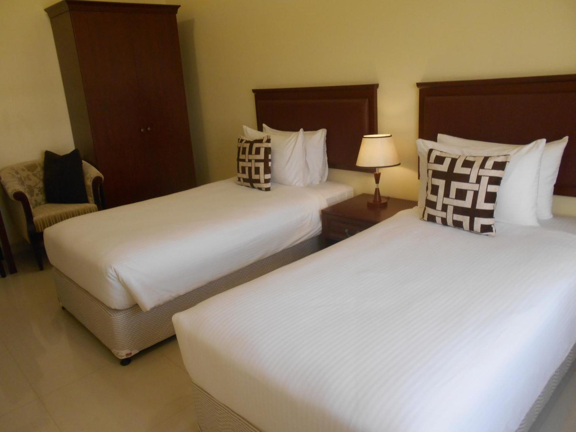 Nizwa Hotel Apartments Exteriör bild